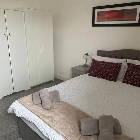 Harbour View - 1 Bedroom - Sleeps 2 *