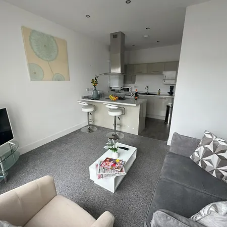 Harbour View - 1 Bedroom - Sleeps 2 Apartment *