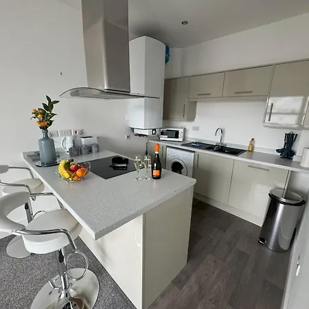 Harbour View - 1 Bedroom - Sleeps 2 Apartment