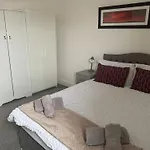 Harbour View - 1 Bedroom - Sleeps 2 *